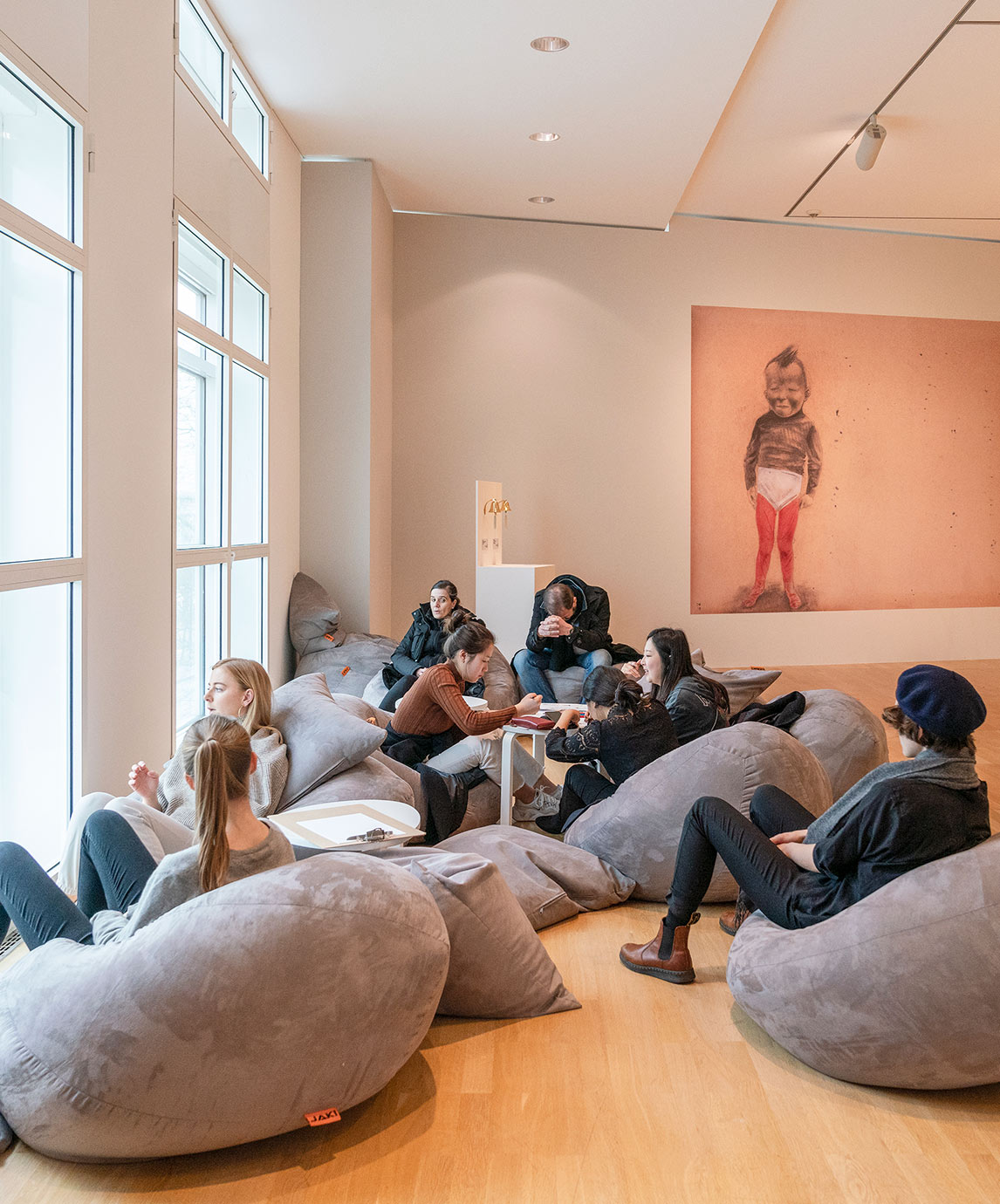CREATE SPACE – Chillzone mit Blick auf den Main